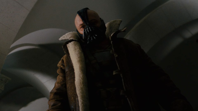 Illustration for article titled Dark Knight Rises trailer screencaps show just how bad it gets for Bruce Wayne